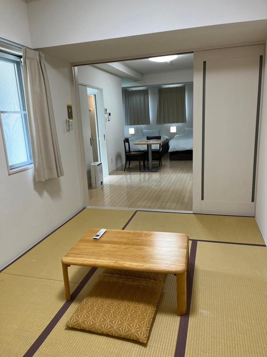 那覇市 アクロスおもろまち那覇アパートホテル エクステリア 写真
